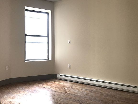 5th image of 104 Rogers Ave #2L