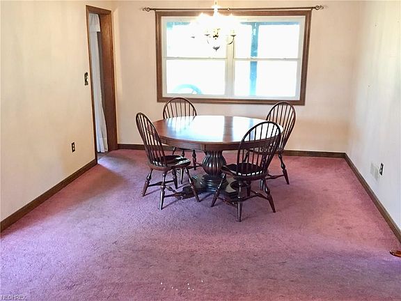 5th image of 4065 Anderson Dr