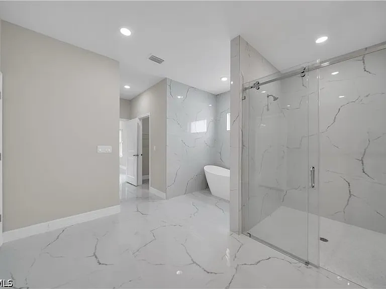 543 McArthur Blvd — Photo 25