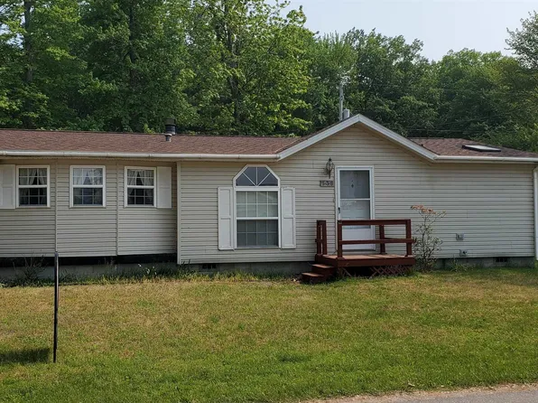 138 Warren Ave, East Tawas, MI 48730
