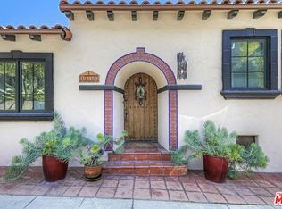3656 Lowry Rd, Los Angeles, CA 90027