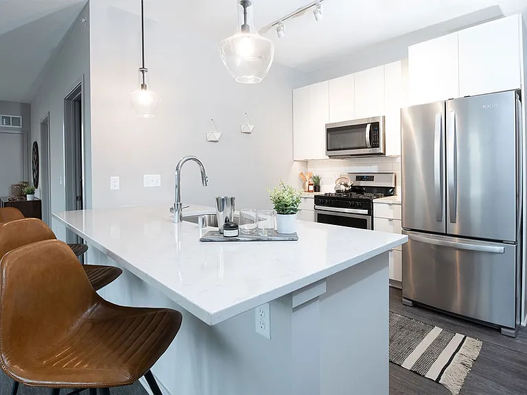 Luna Apartments — Photo 23