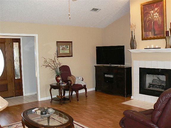 4th image of 6113 Arnies Way