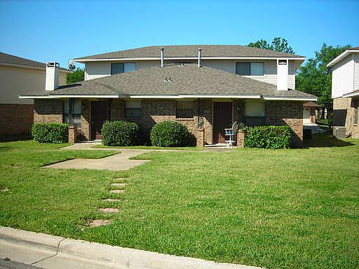 1st image of 2436 W Northgate Dr