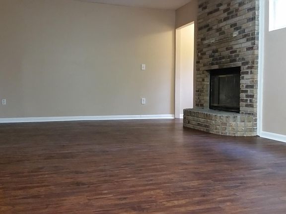 3rd image of 166 Timber Creek Ln SW