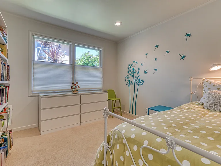 1704 San Anselmo Ave — Photo 4