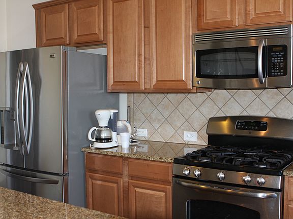 5th image of 135 Bevington Ln