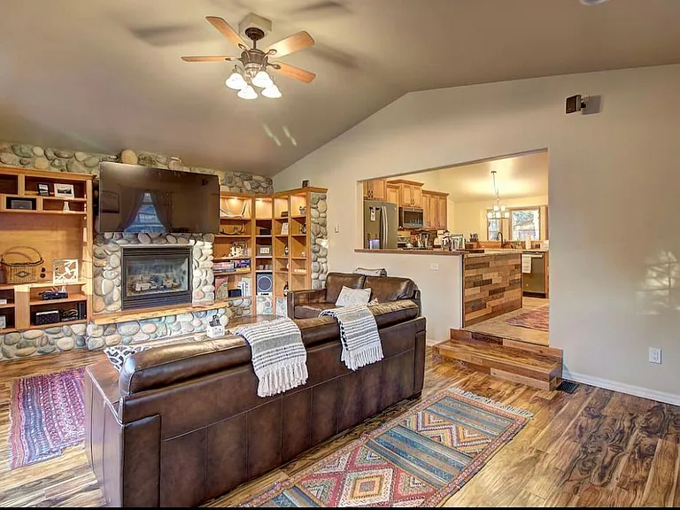 116 Cougar Trl — Photo 10