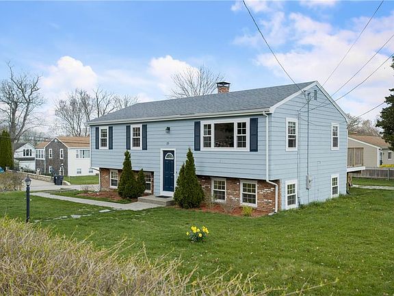 2nd image of 25 Overhill Rd