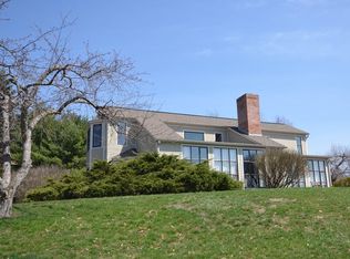 235 Iduna Ln, Amherst, MA 01002