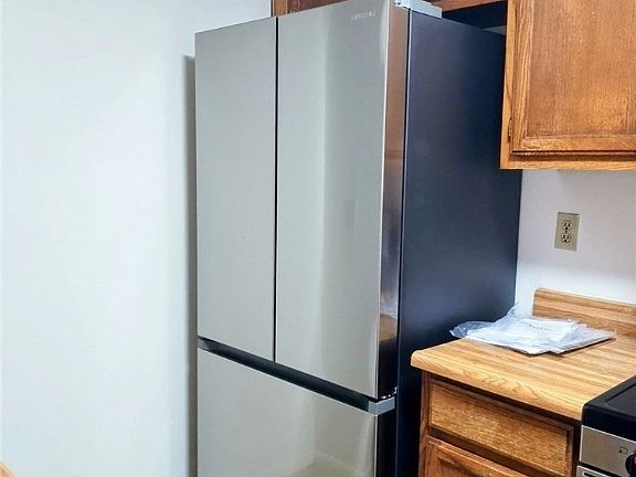 5th image of 1361 E University Ave APT 110