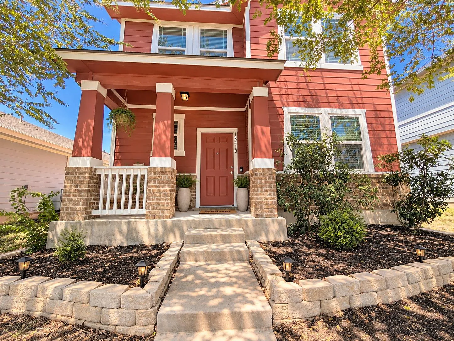 3 bed, 2.5 bath, 1681 sqft, $1,995 — Photo 2