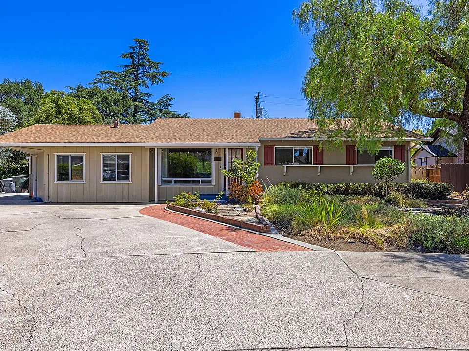 577 Princeton Pl