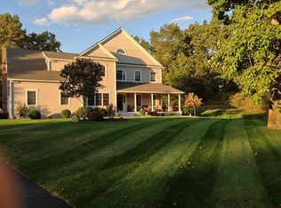 7 Brownloaf Rd, Groton, MA 01450