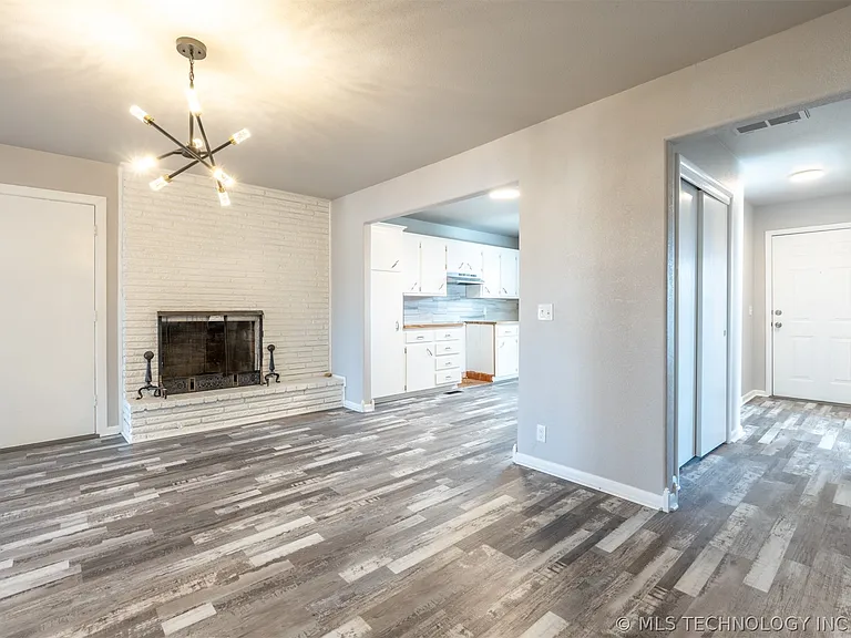 2150 S 80th East Ave — Photo 37