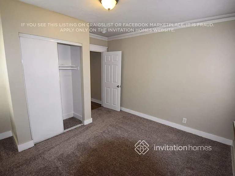 1873 W 38th Pl — Photo 7