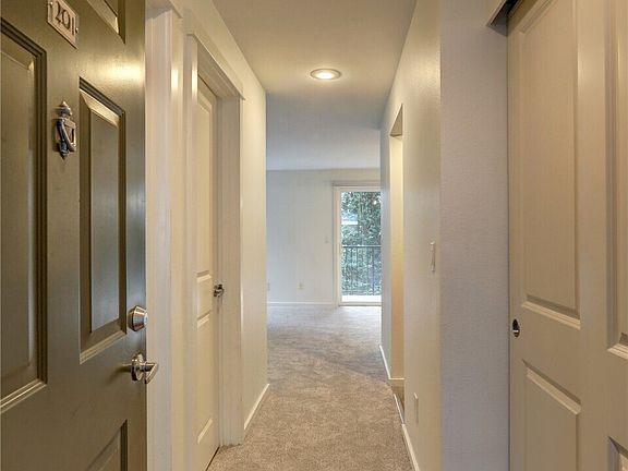 2nd image of 11303 NE 128th St #B201