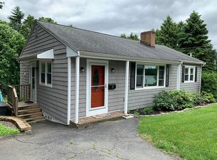 32 Lake Ave, Woburn, MA 01801
