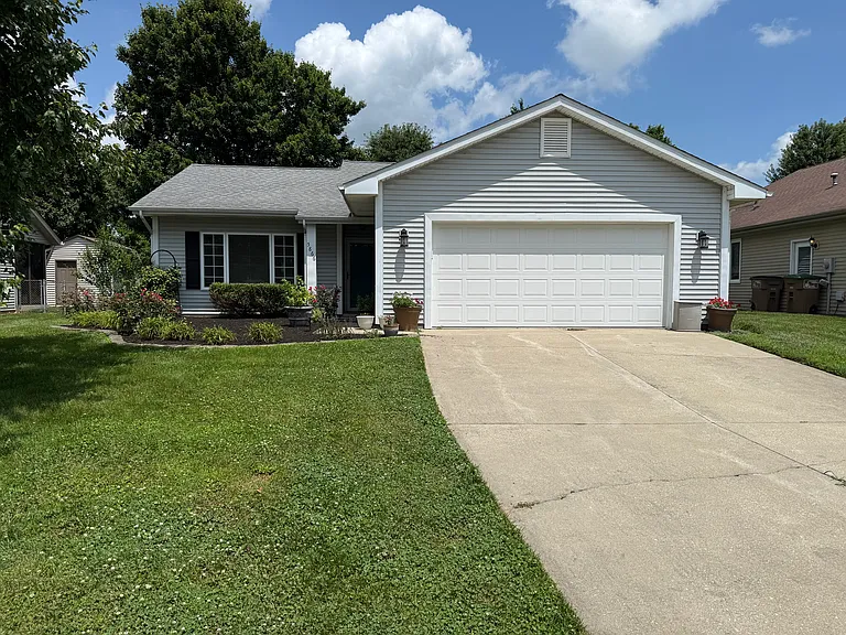 5866 Regency Dr — Photo 1