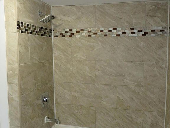2nd image of 485 Parkway Dr