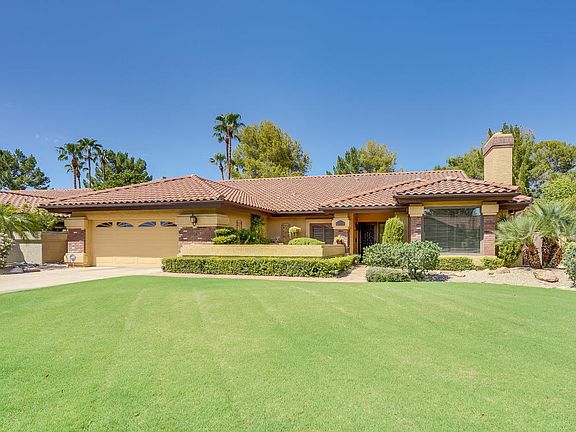 2nd image of 7630 E Windrose Dr