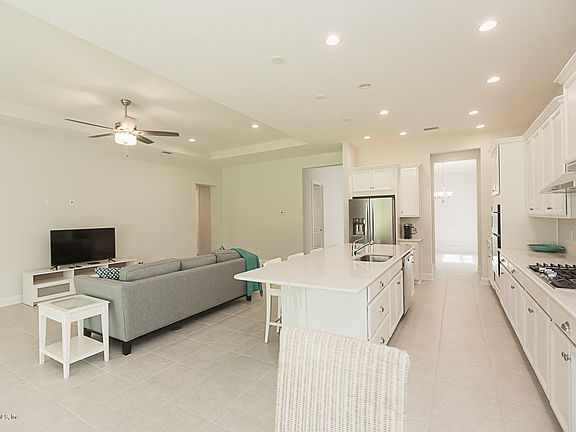 4th image of 46 Pine Haven Dr