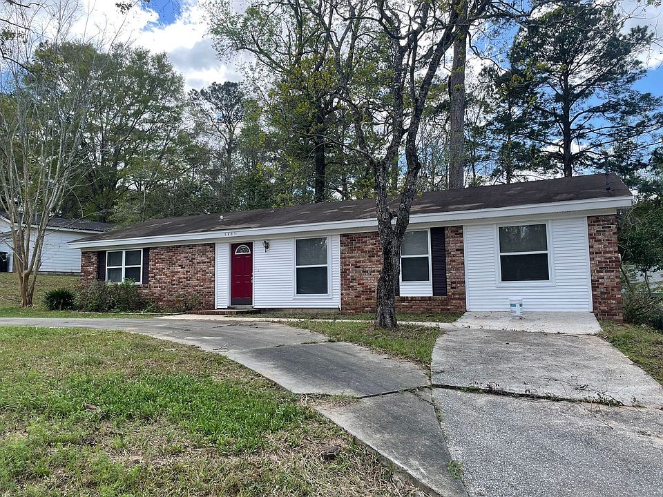 1st image of 1827 Salmon Dr