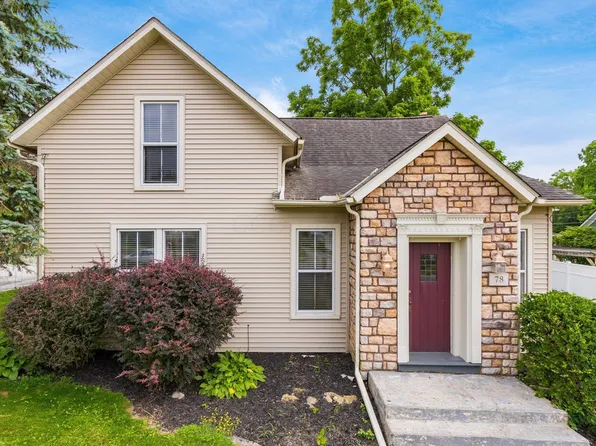 78 High St, Sunbury, OH 43074