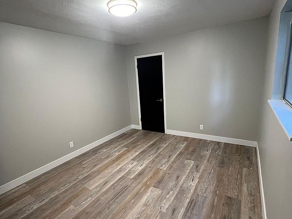 3rd image of 2025 W 1st Ave #2