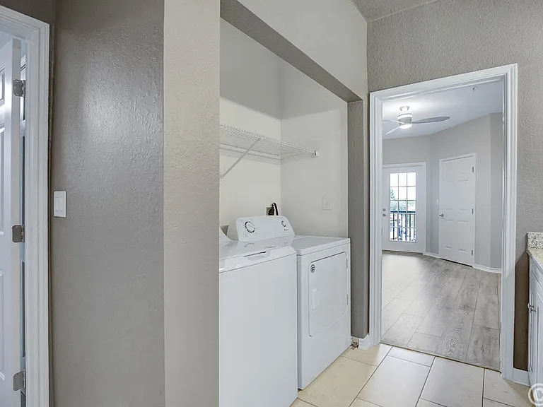 4311 Bayside Village Dr — Photo 17