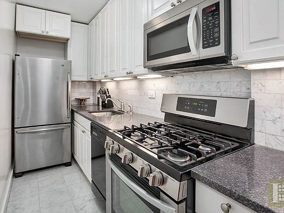 5th image of 139 E 33rd St APT 9A