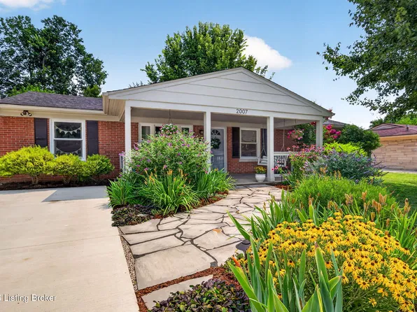 2007 Redleaf Dr, Briarwood, KY 40242