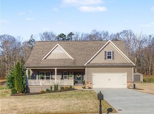 6725 Little Whistle Way, Clermont, GA 30527
