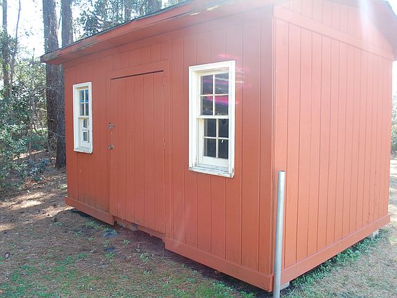 3rd image of 208 Corey Ct