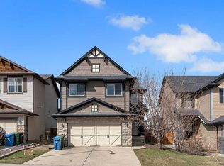 18 S Silverado Skies Dr SW, Calgary, AB T2X0J3