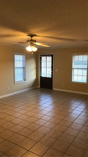 120 Private Road 3089 Photo 1