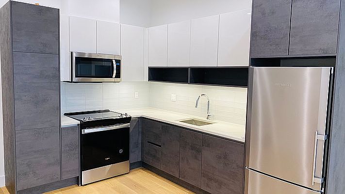 1st image of 256 Winthrop St #3R