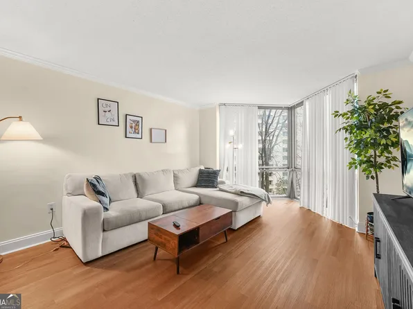 2870 Pharr Court South NW APT 608, Atlanta, GA 30305