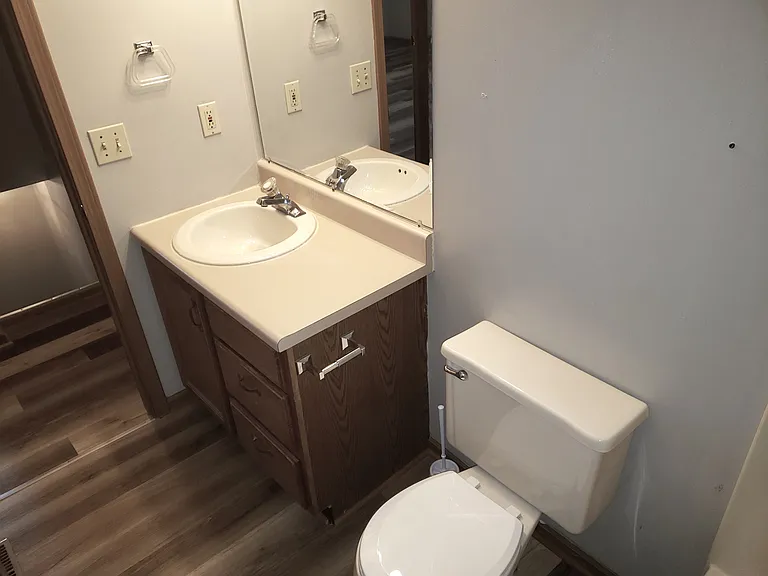 13616 Henry St #1 — Photo 9
