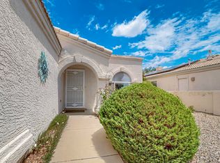 552 Hermit Falls Dr SE, Rio Rancho, NM 87124