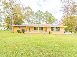 13704 N Main St, Trenton, GA 30752