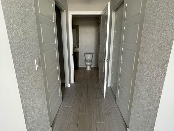 3rd image of 3031 SW 37th Ave #302