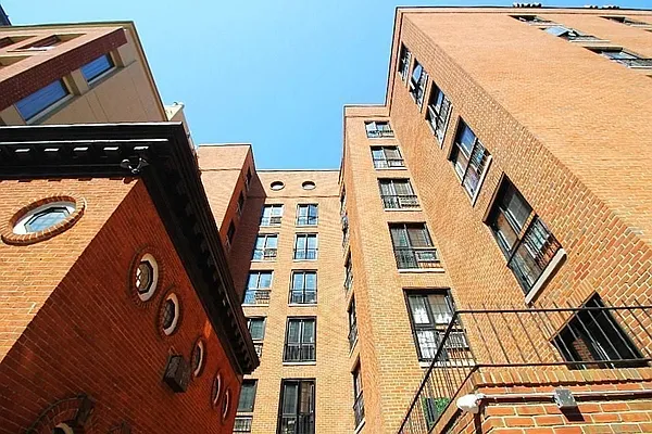 Rented by Bold New York | media 6