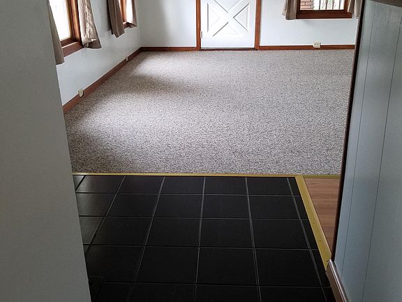 2nd image of 108 Riverview St