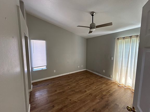 3rd image of 1082 Brick And Tile Cir
