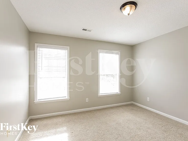1703 Glenn Meade Dr — Photo 13