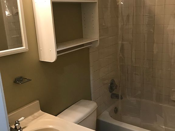 5th image of 1311 E Yonge St