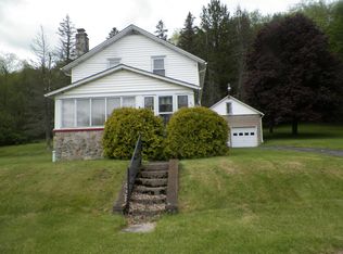 607 Union St, Big Run, PA 15715