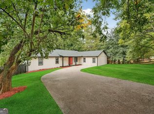 1437 Stoneleigh Hill Rd, Lithonia, GA 30058