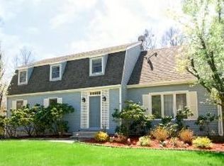 15 Serfillippi Dr, Ridgefield, CT 06877